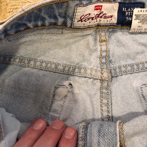 Vintage (90’s) Levi Strauss Stone Washed Jean Shorts, W36 - Picture 8 of 15